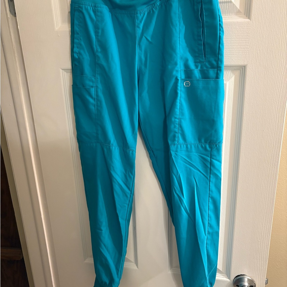 Wink Scrub Set-xs top and s bottoms
